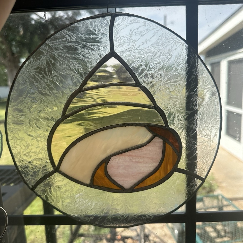 Vintage Seashell Hand Crafted Stained Glass Suncatcher Pearl Abalone Round 10"